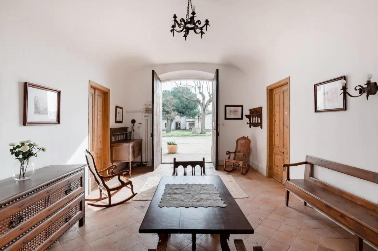Can Rovira - Stunning Neoclassical Mansion, Just 20 Min Drive From Barcelona City Center, Ideal For Groups And Families Alella Exteriér fotografie